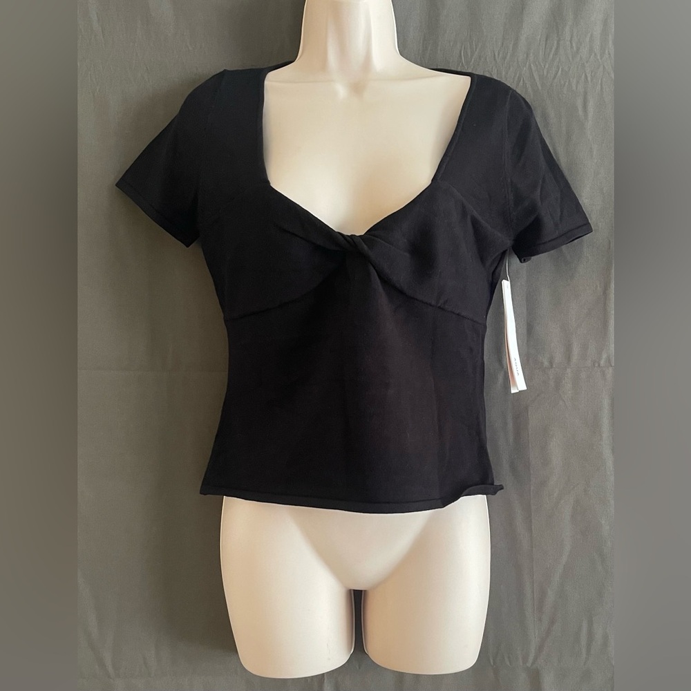 (12) NWT women's knitted top Aqua (L) MSRP $68